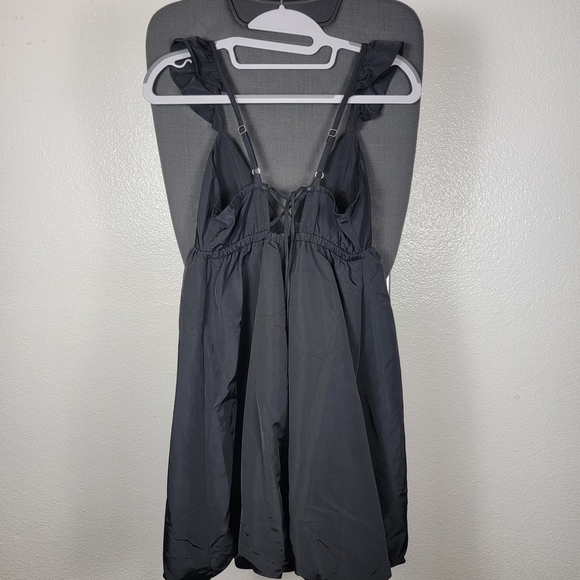 Wild Fable Women's Satin Flutter Cap Sleeve Mini Bubble Dress Black Size XS - Picture 2 of 7